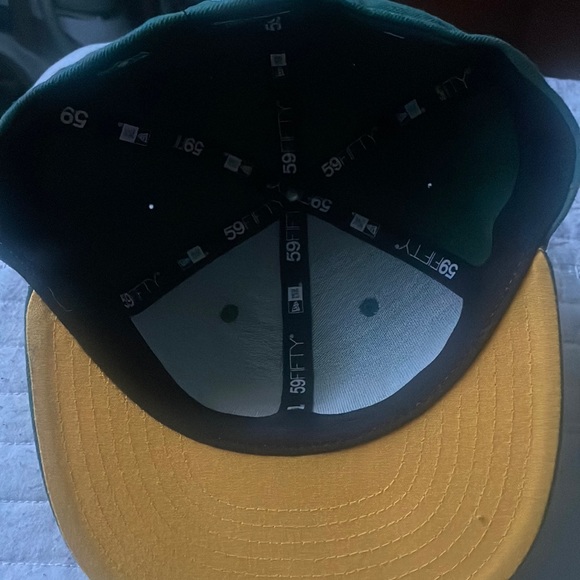 Green Bay Packer Fans size 7 55.8 cm. Medium size cap. Very nice and stylish.. - Picture 2 of 5